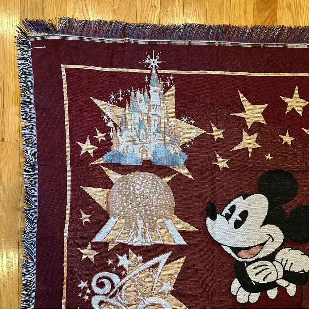 NEW Walt Disney World Mickey Mouse Throw Blanket Tapestry Cotton EPCOT 50x60